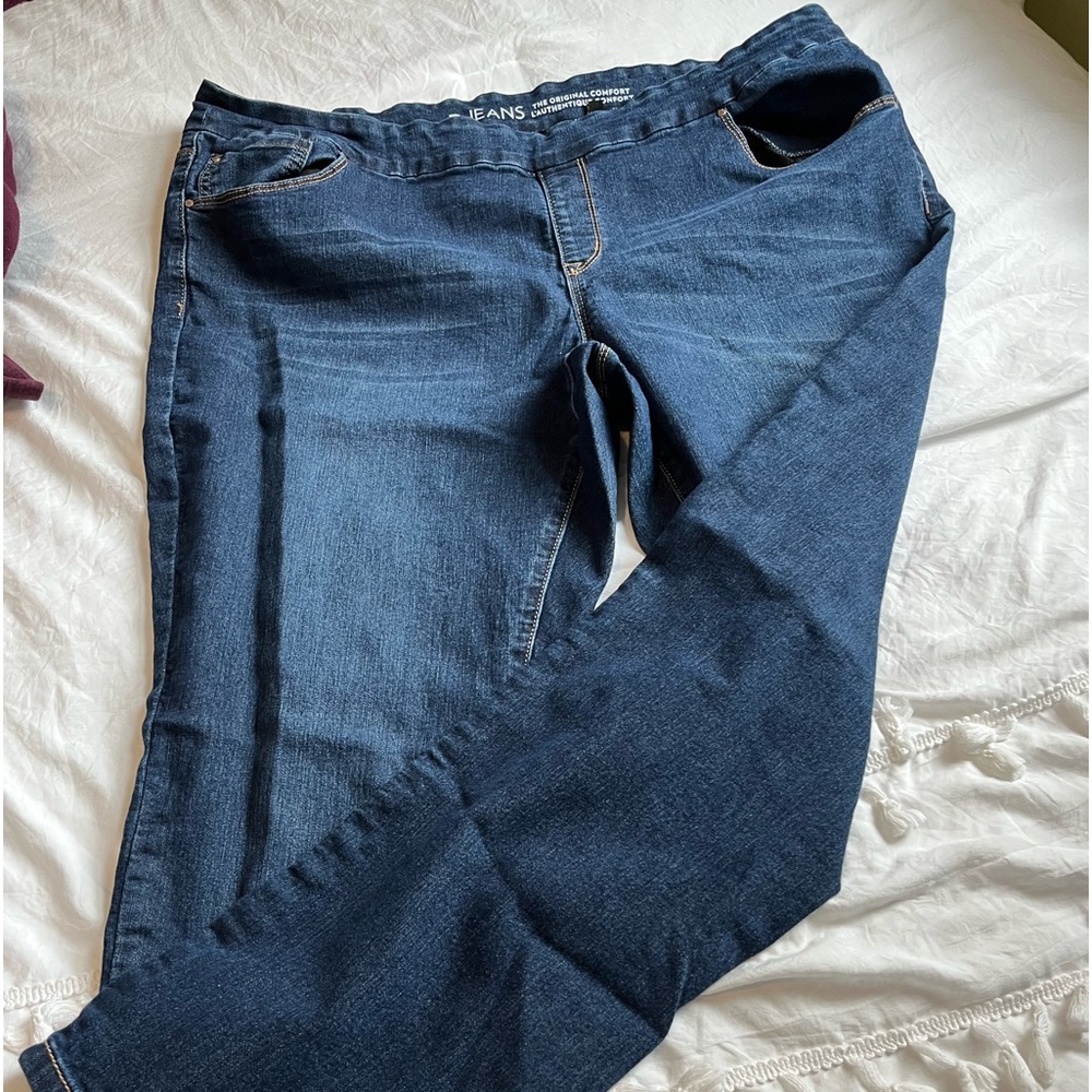 Reitmans comfort fit dark wash jeans